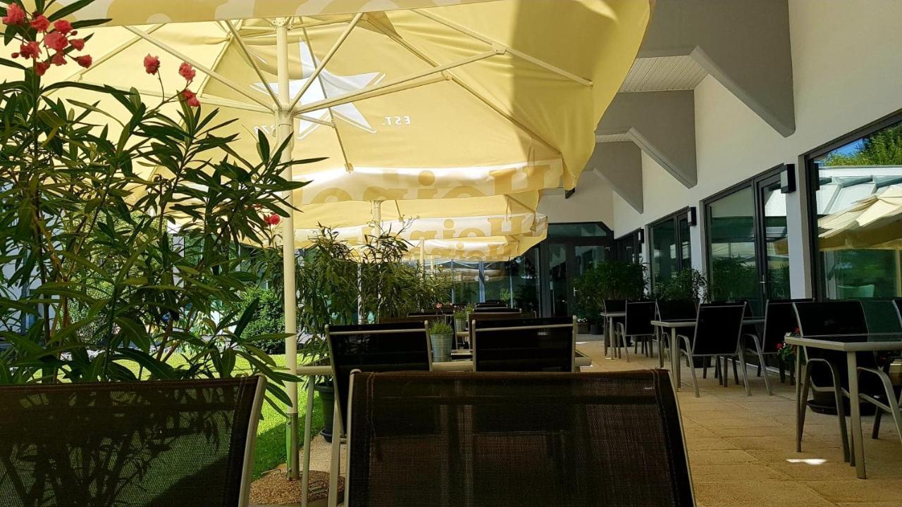 Hotel Csopak Resort & Lake Экстерьер фото